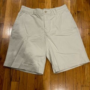 Banana Republic light wash khaki short
